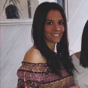 * Meet your seller *